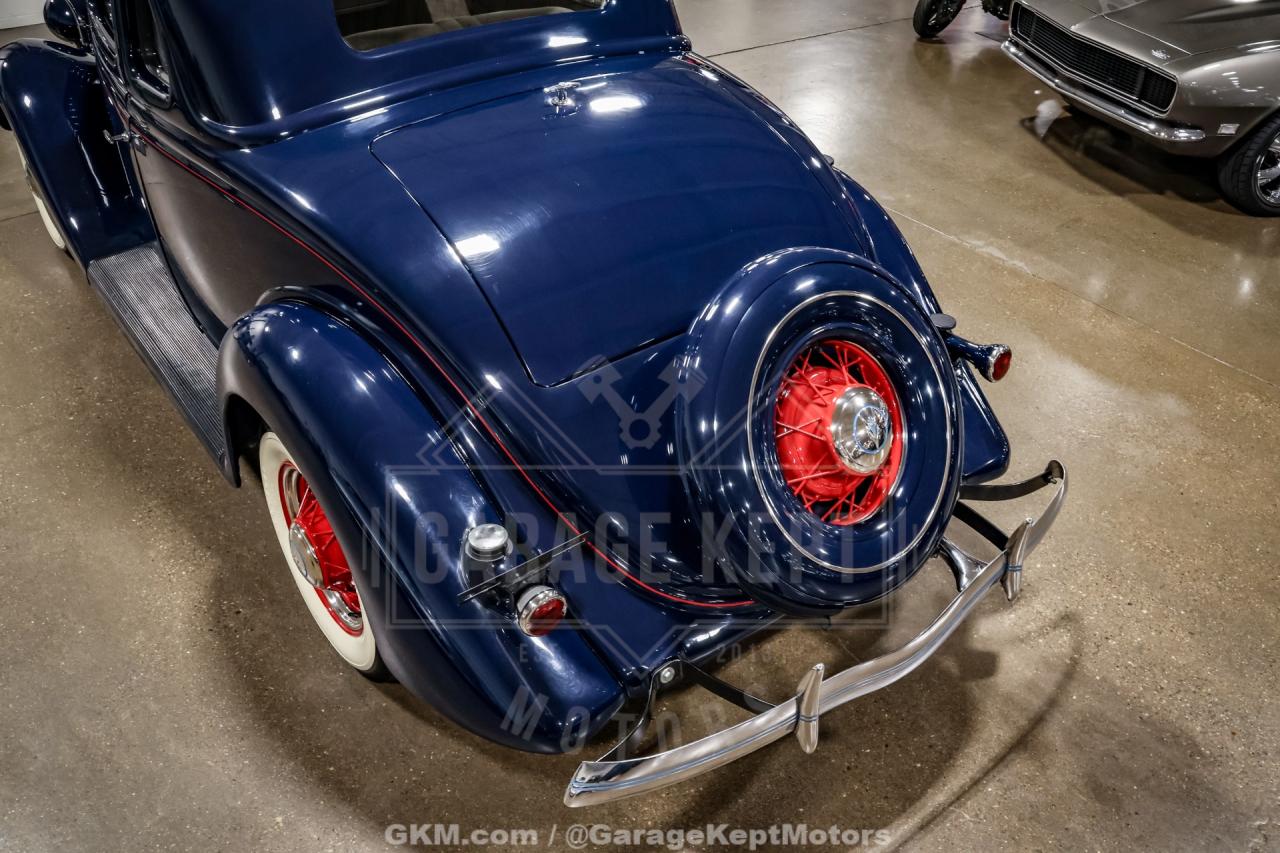 1935 Ford Model 48