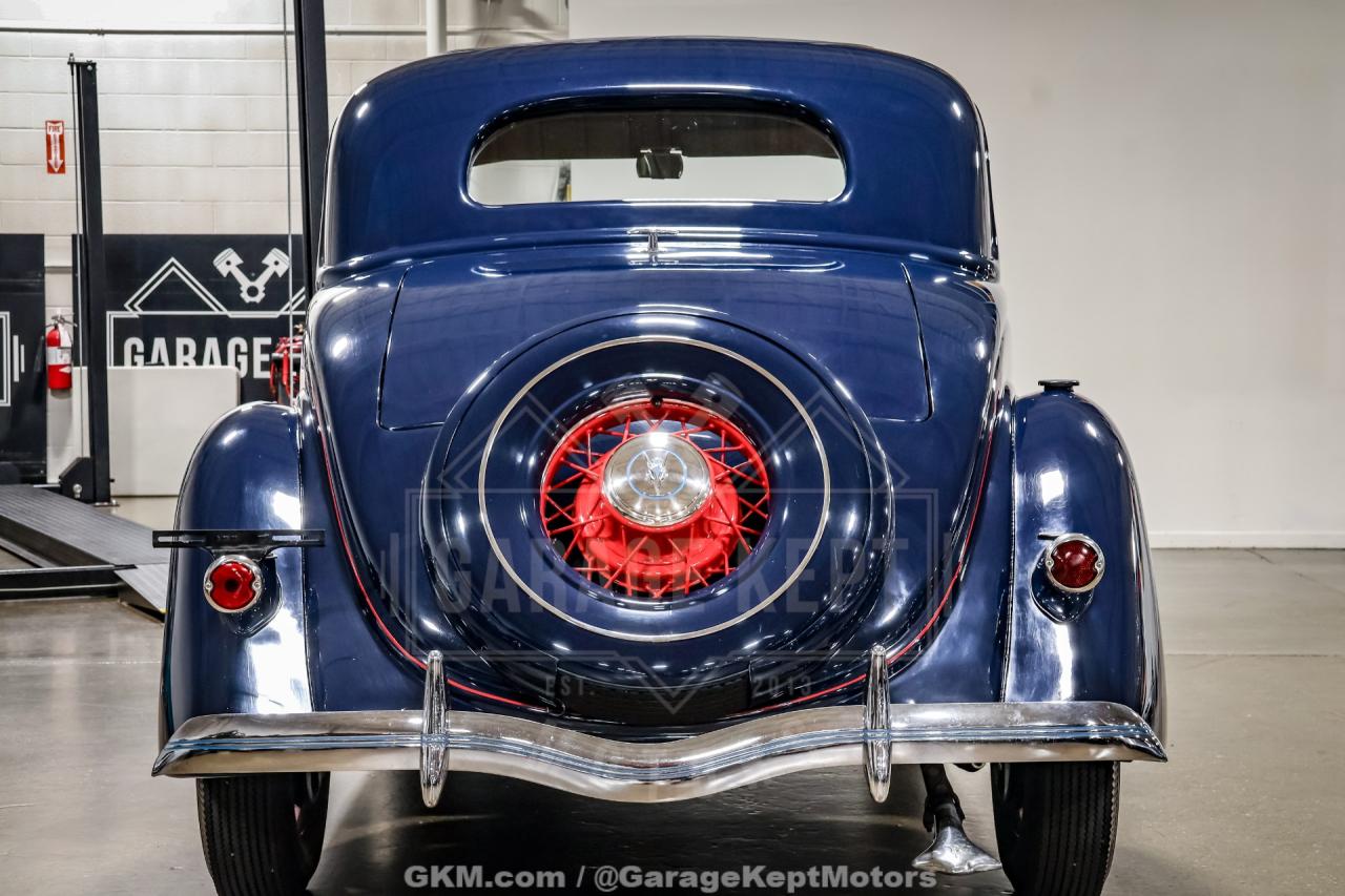 1935 Ford Model 48