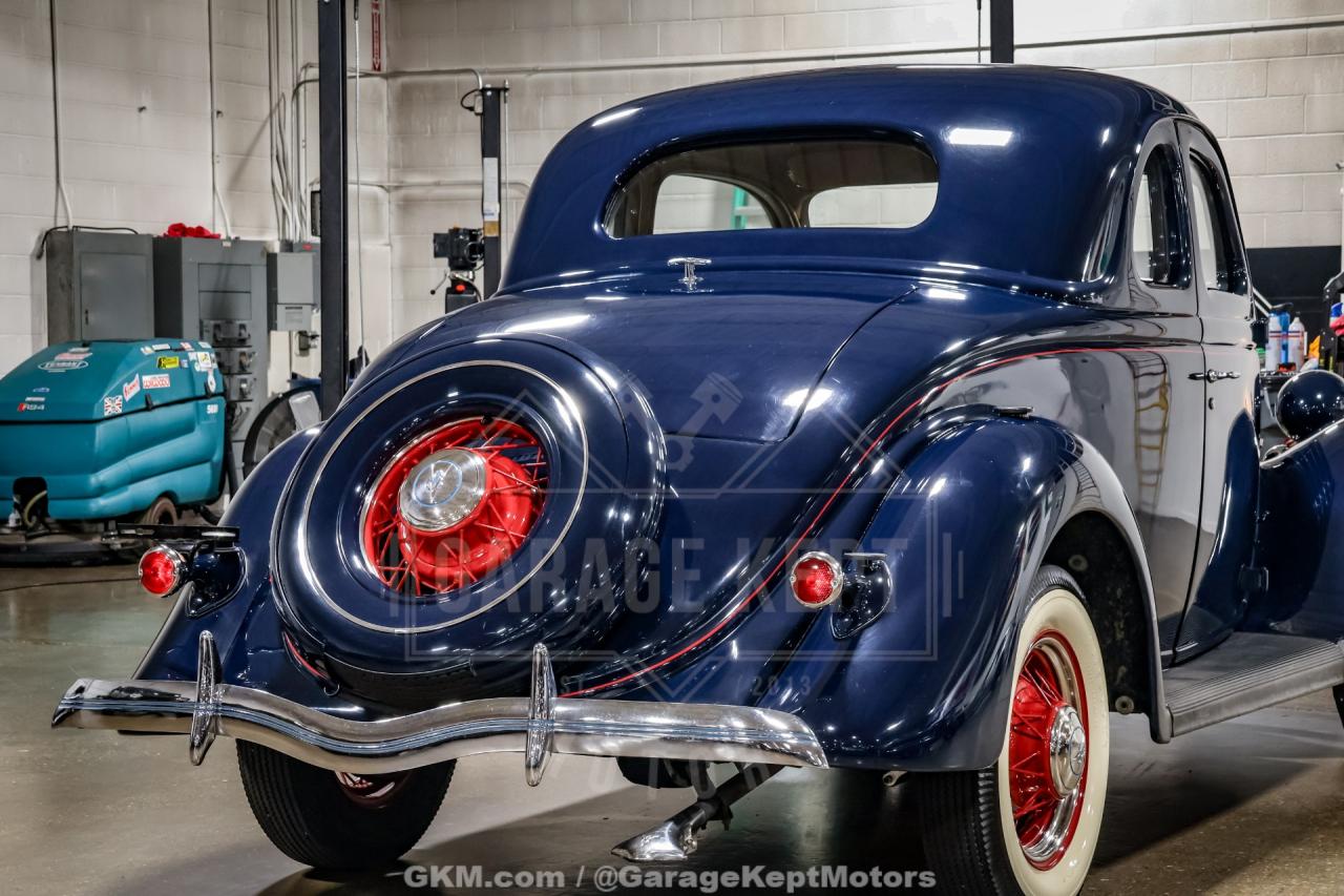 1935 Ford Model 48