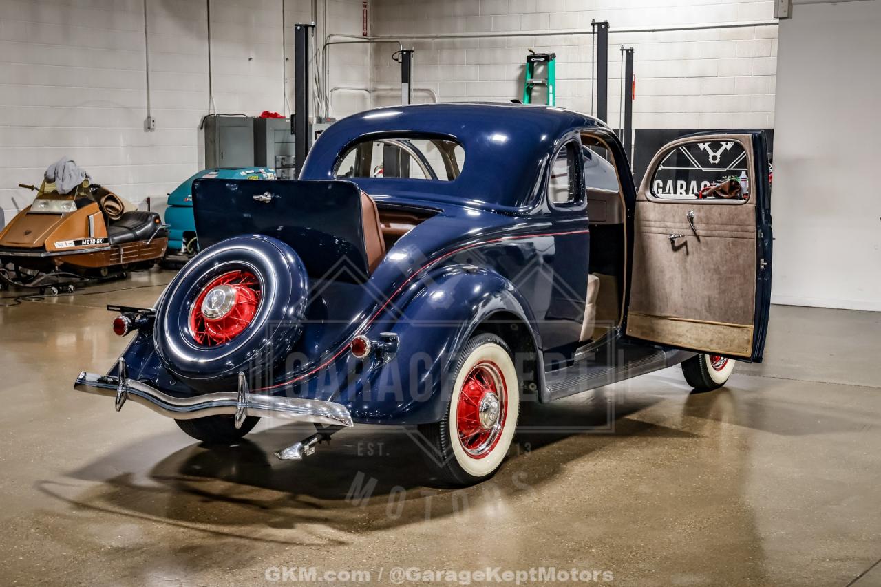 1935 Ford Model 48