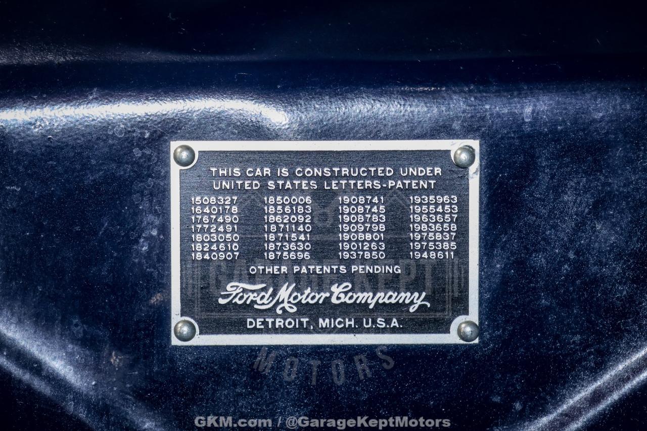 1935 Ford Model 48
