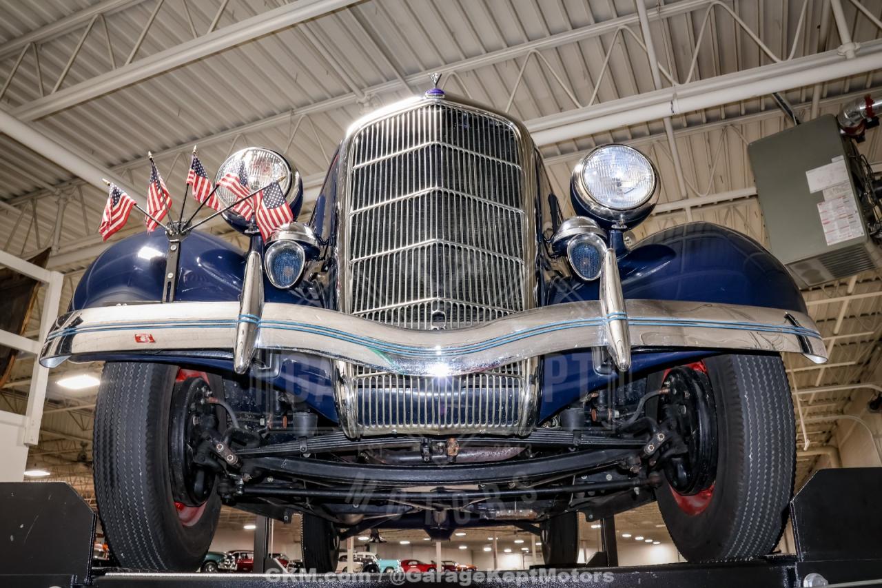 1935 Ford Model 48