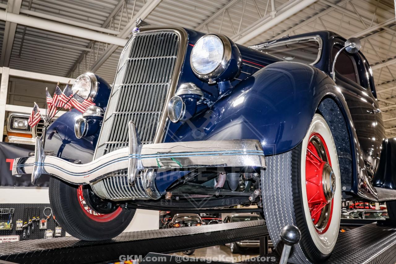 1935 Ford Model 48