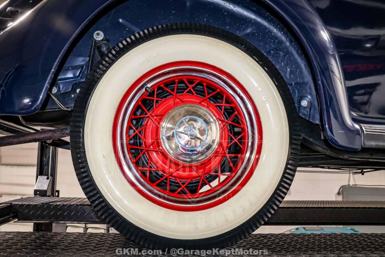 1935 Ford Model 48