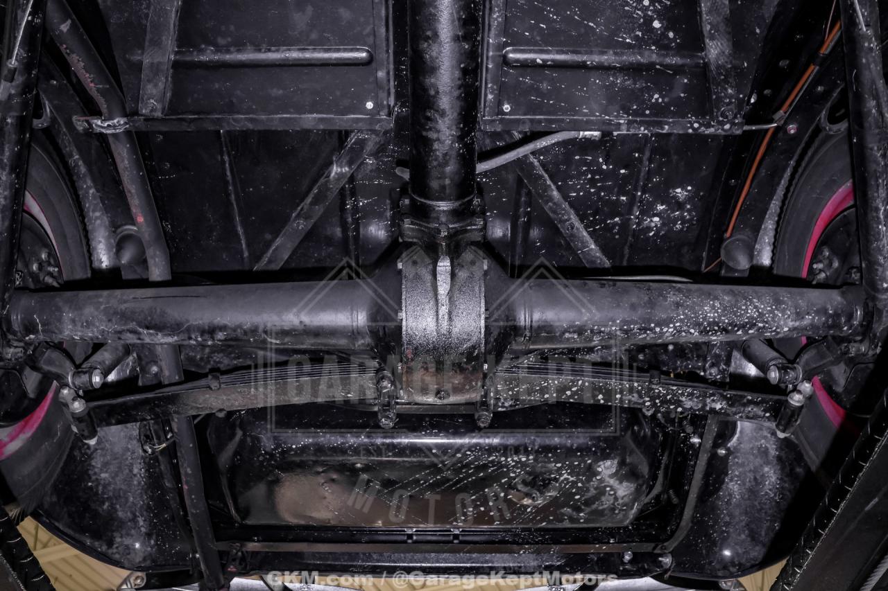 1935 Ford Model 48