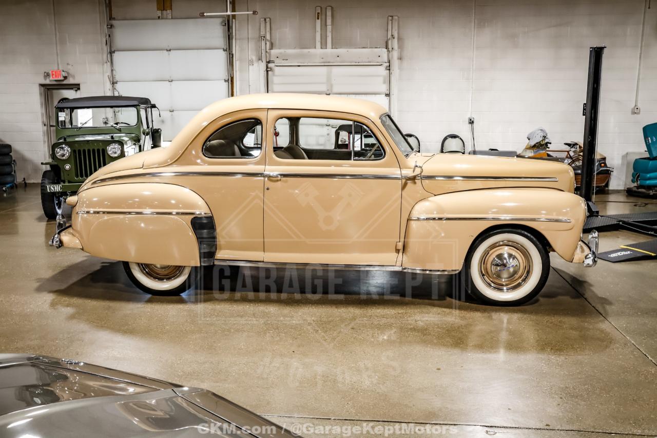1947 Ford Deluxe