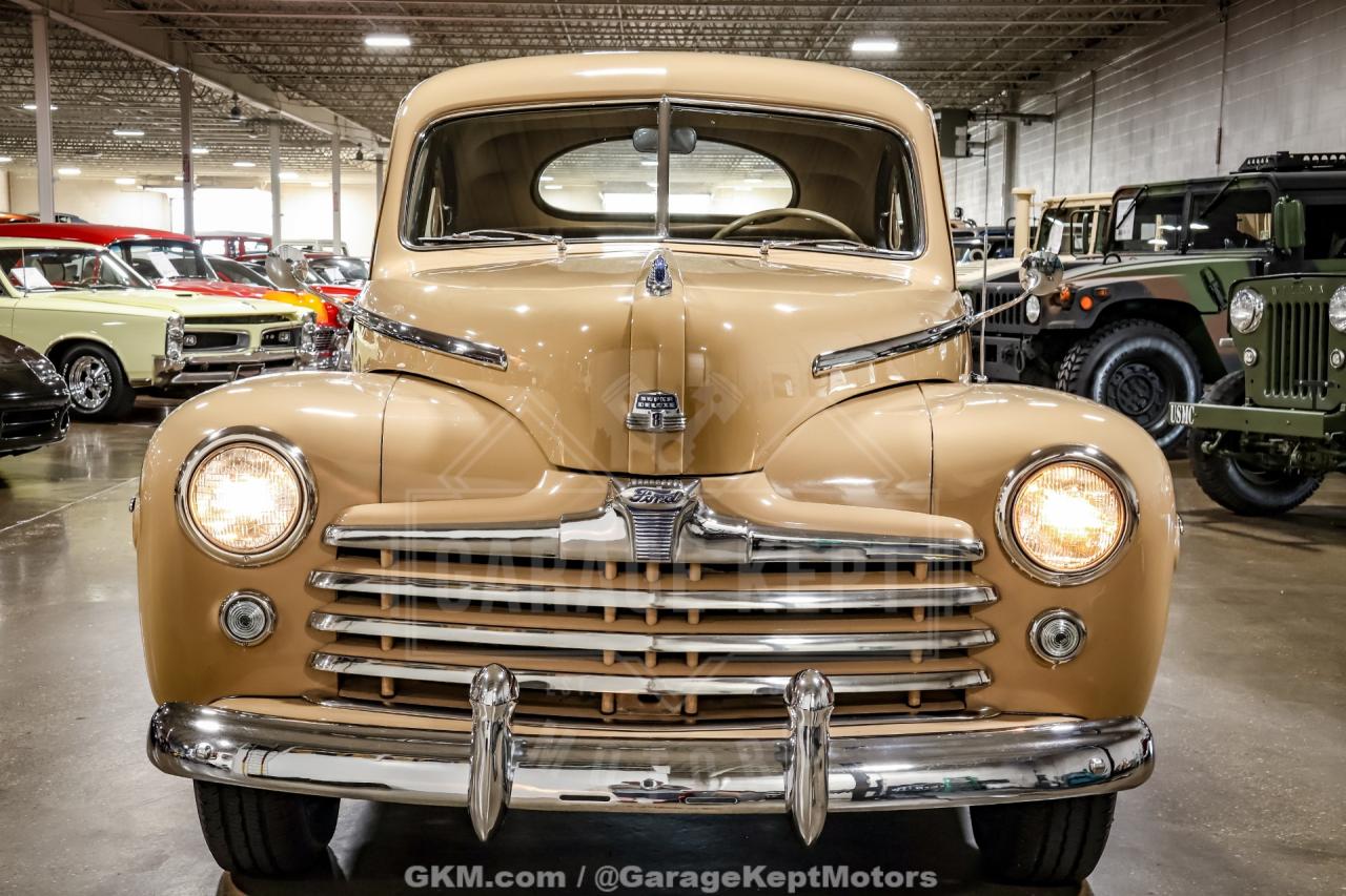 1947 Ford Deluxe