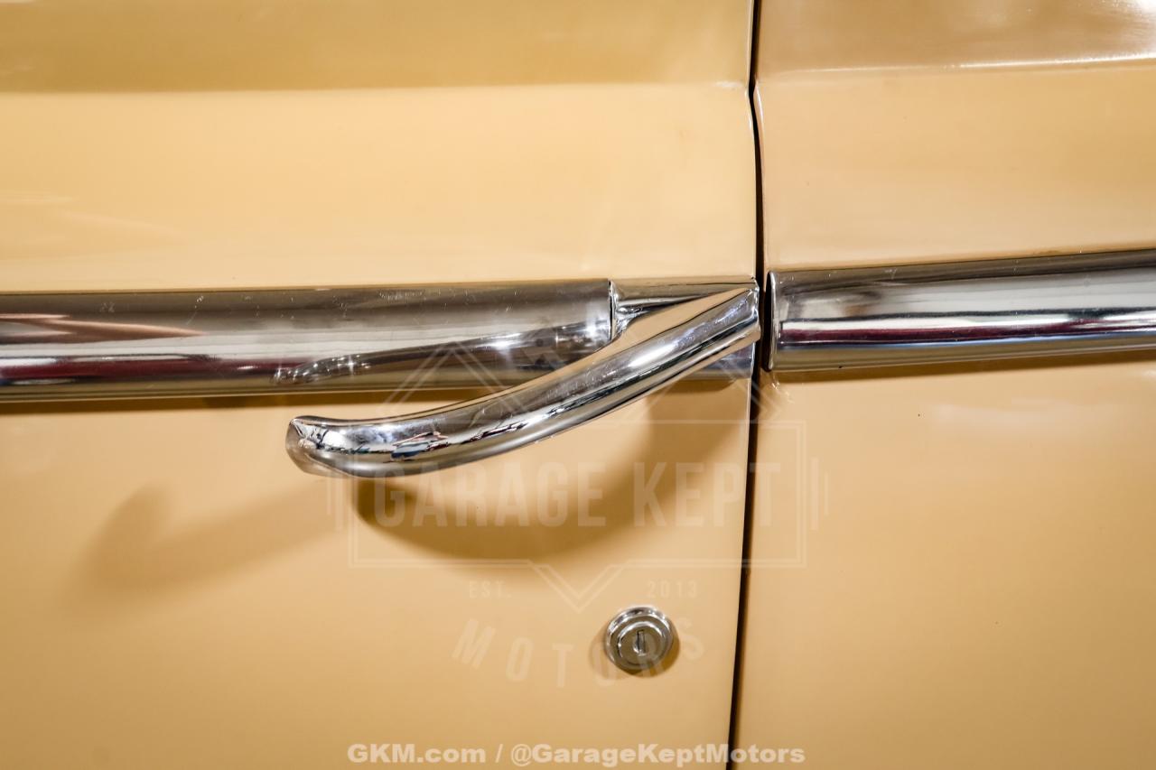 1947 Ford Deluxe