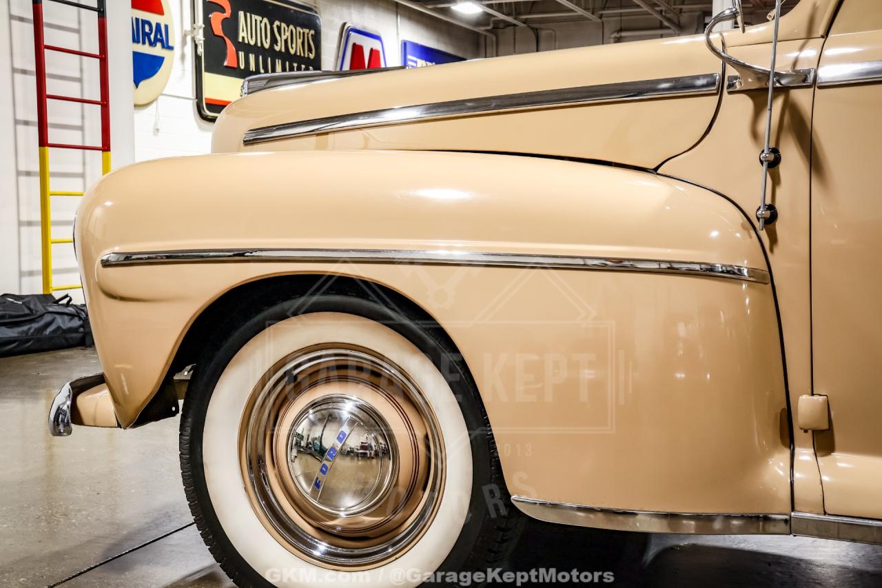 1947 Ford Deluxe