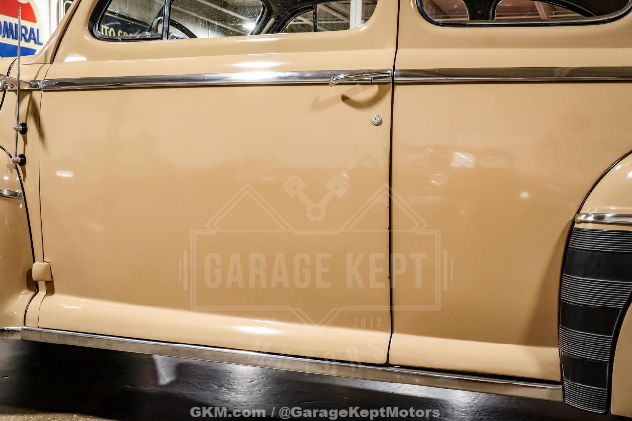 1947 Ford Deluxe