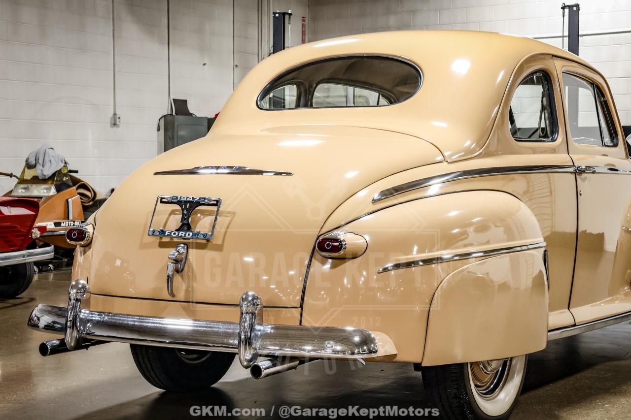 1947 Ford Deluxe