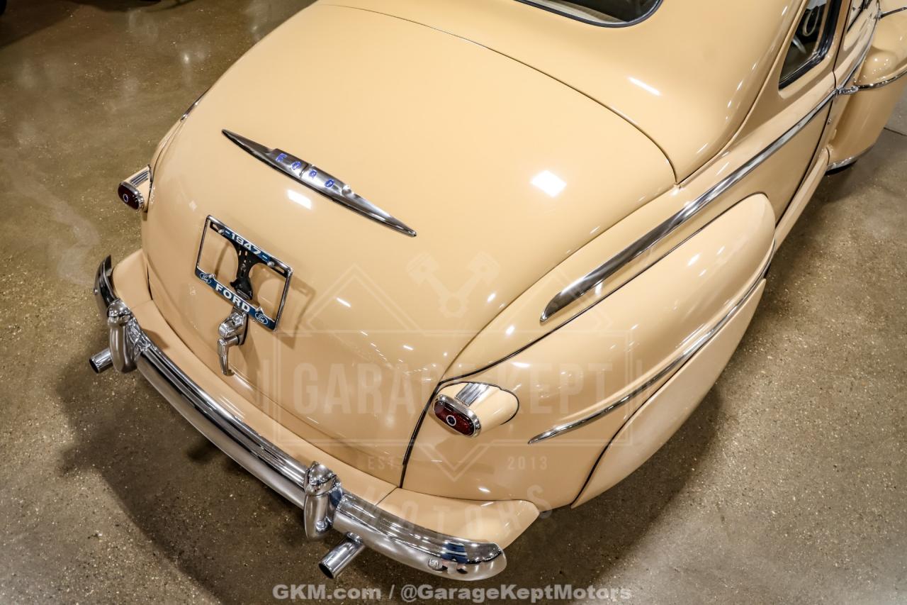 1947 Ford Deluxe