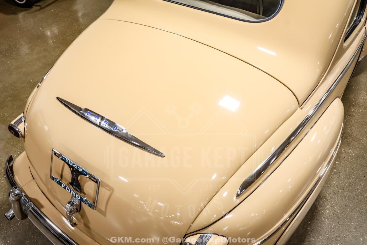 1947 Ford Deluxe