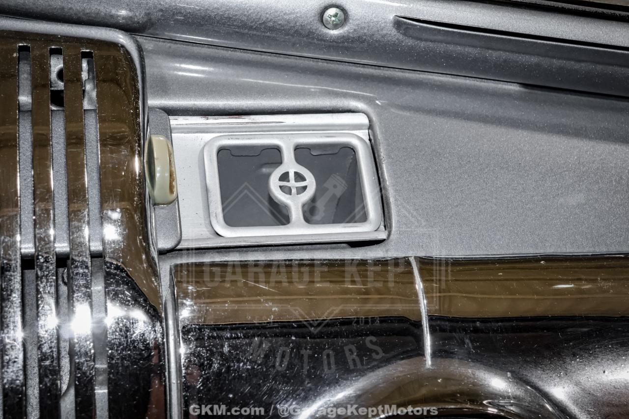 1947 Ford Deluxe