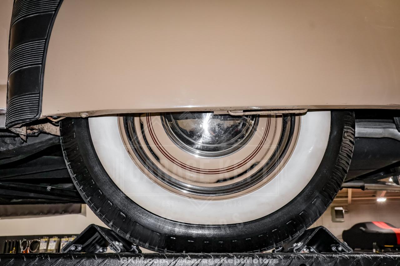 1947 Ford Deluxe