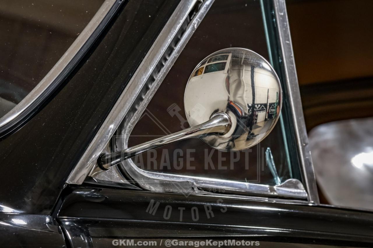 1950 Ford Custom Deluxe
