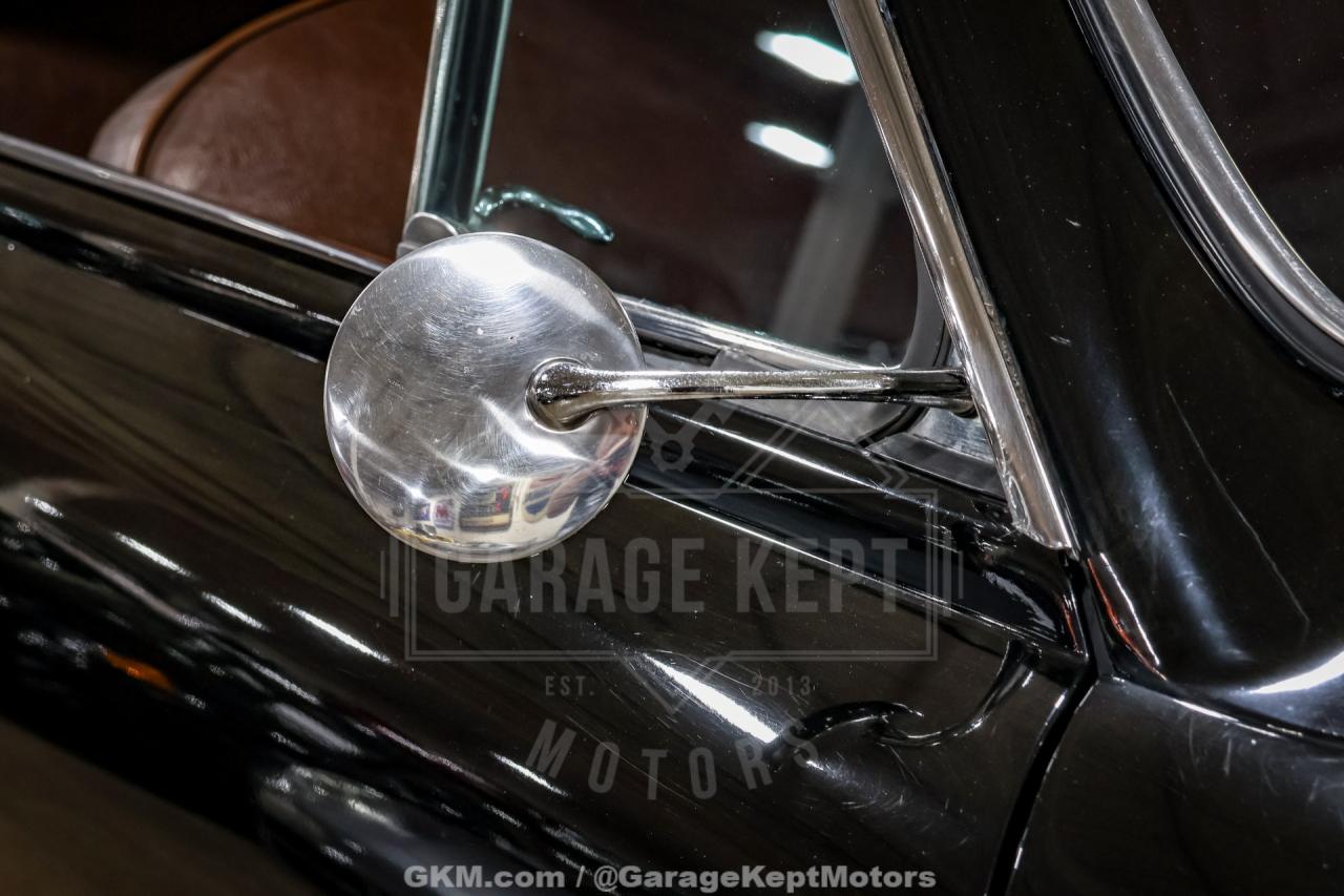 1950 Ford Custom Deluxe