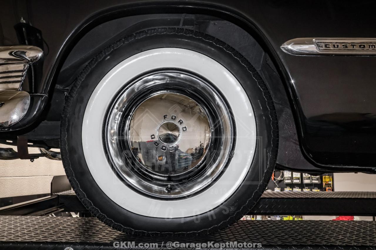 1950 Ford Custom Deluxe