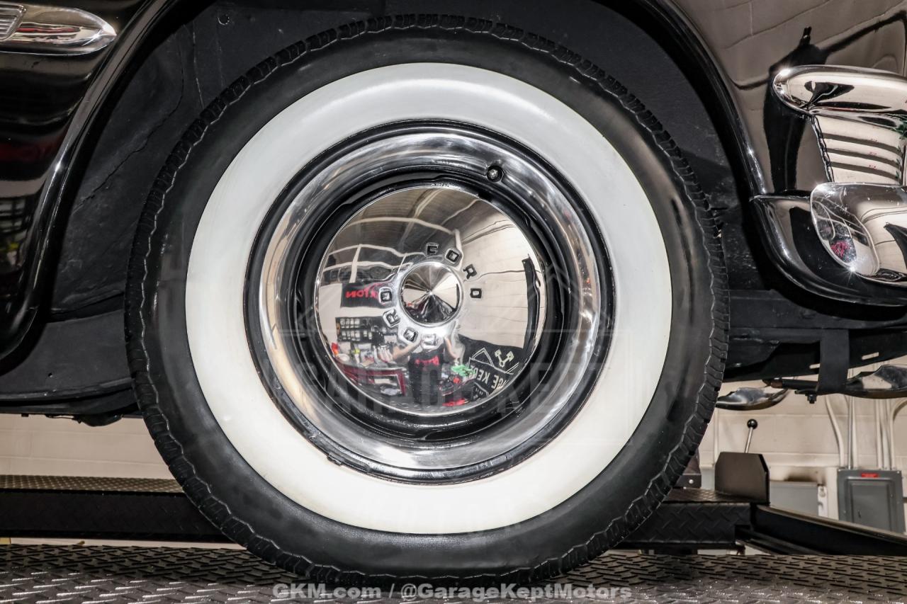 1950 Ford Custom Deluxe