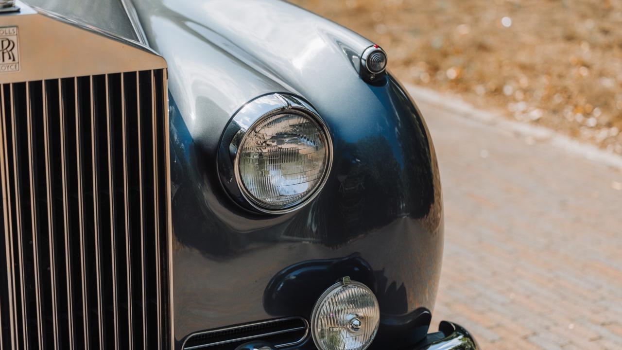 1962 Rolls - Royce Silver Cloud II Drophead Coupe by H.J. Mulliner