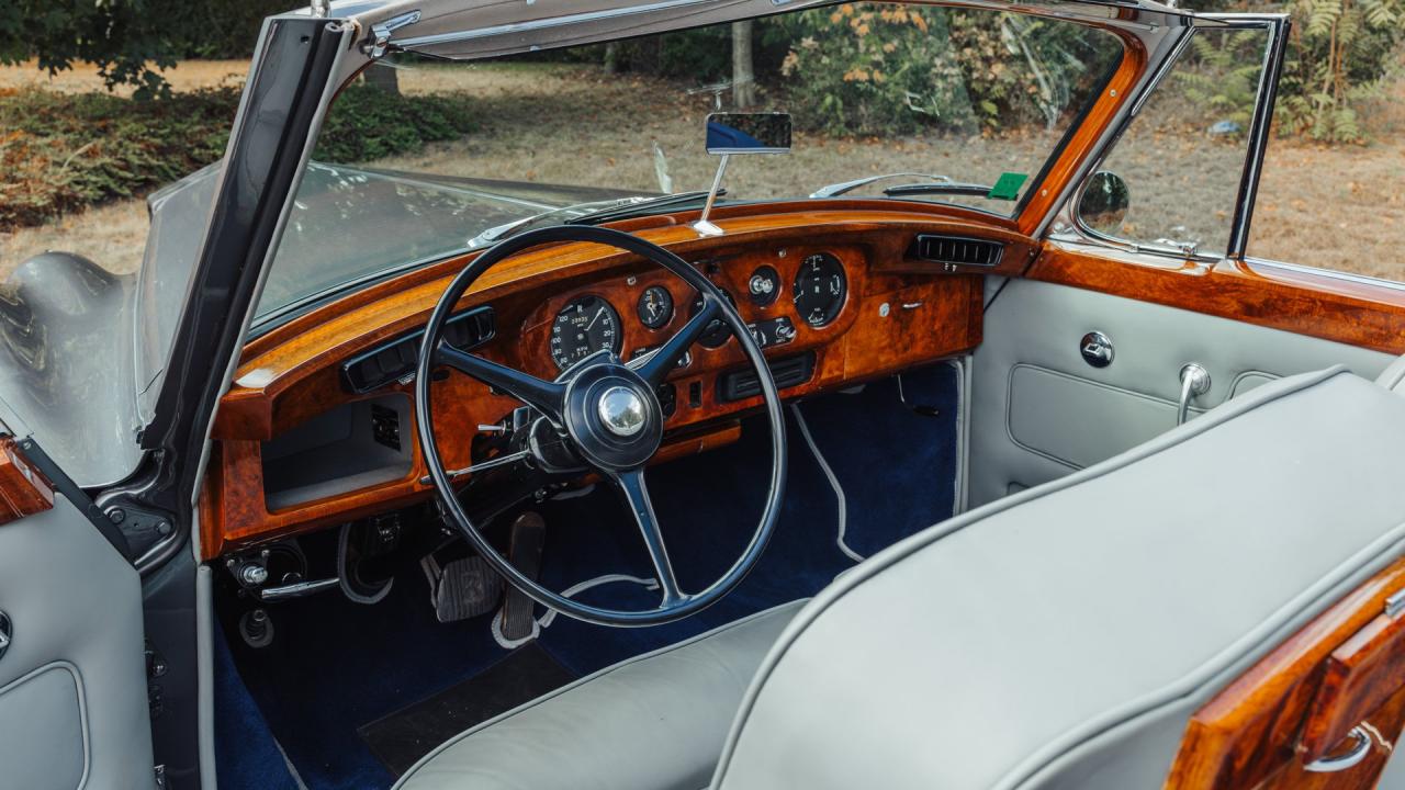 1962 Rolls - Royce Silver Cloud II Drophead Coupe by H.J. Mulliner