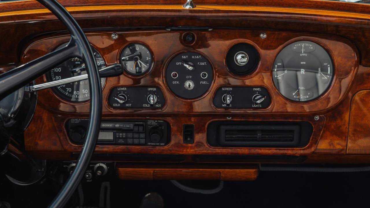 1962 Rolls - Royce Silver Cloud II Drophead Coupe by H.J. Mulliner