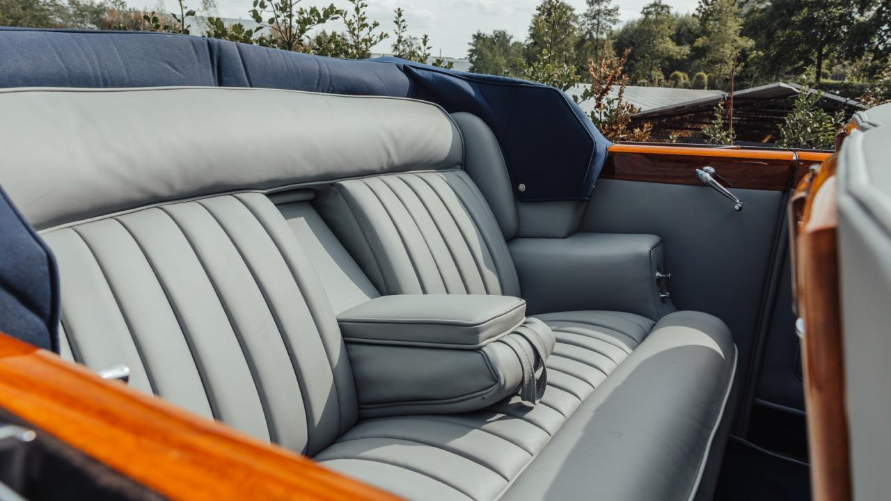 1962 Rolls - Royce Silver Cloud II Drophead Coupe by H.J. Mulliner