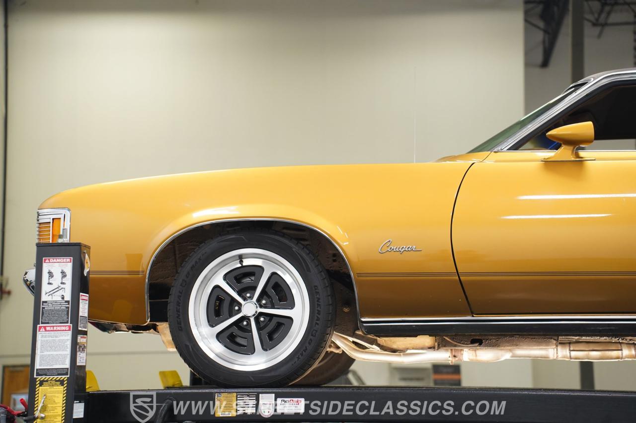 1972 Mercury Cougar XR7