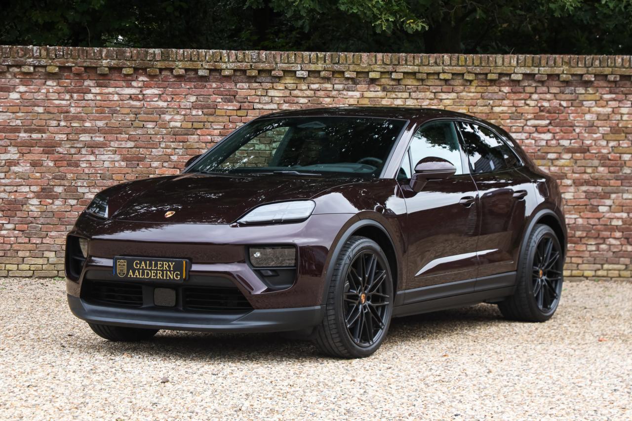 2025 Porsche Macan 4S &ldquo;Copper Ruby Metallic&rdquo;