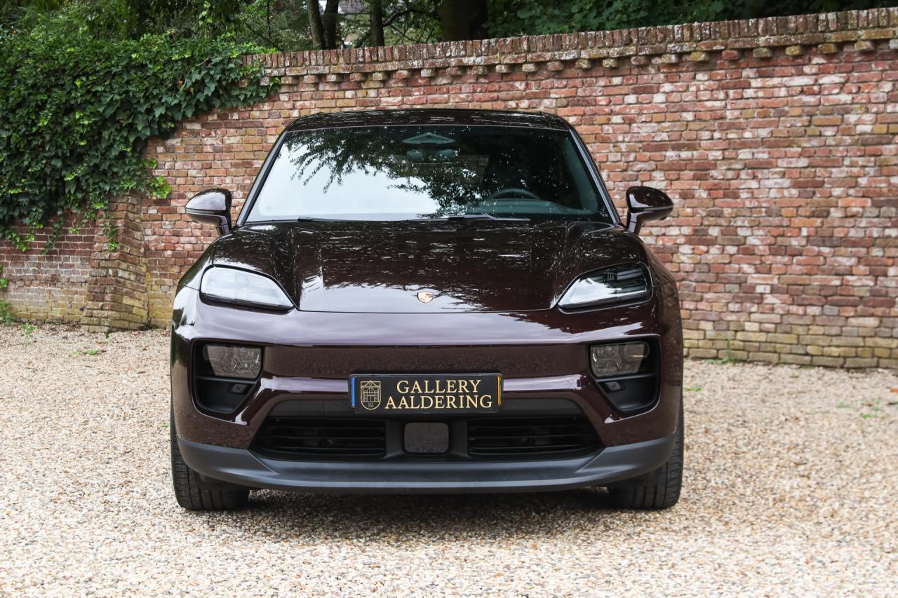 2025 Porsche Macan 4S &ldquo;Copper Ruby Metallic&rdquo;