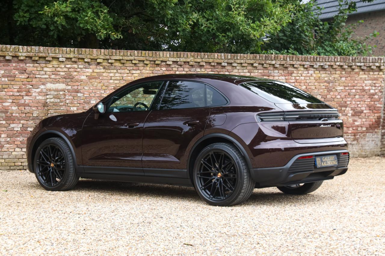 2025 Porsche Macan 4S &ldquo;Copper Ruby Metallic&rdquo;
