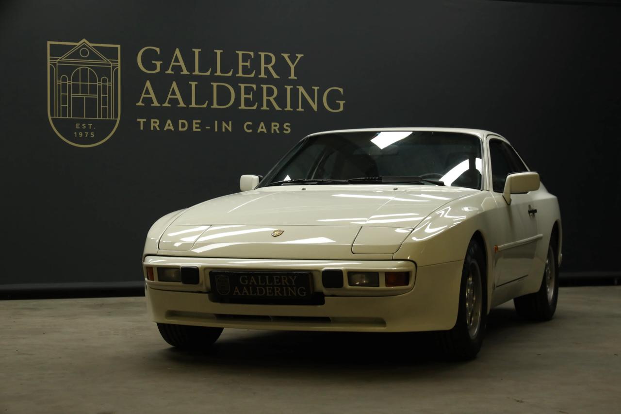 1986 Porsche 944 2.5 Coup&eacute; &ldquo;Alpinwei&szlig;&rdquo;