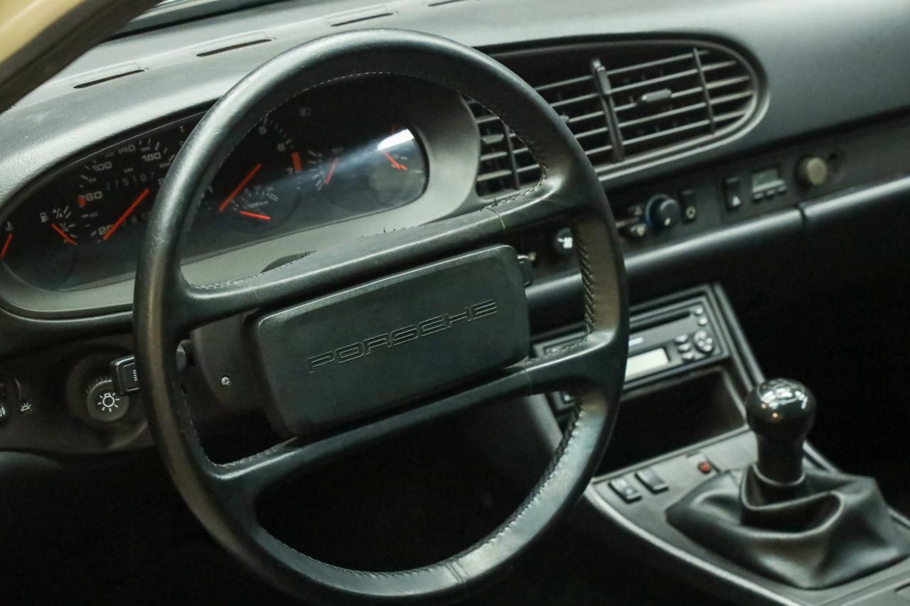 1986 Porsche 944 2.5 Coup&eacute; &ldquo;Alpinwei&szlig;&rdquo;