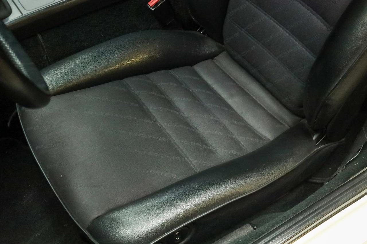 1986 Porsche 944 2.5 Coup&eacute; &ldquo;Alpinwei&szlig;&rdquo;