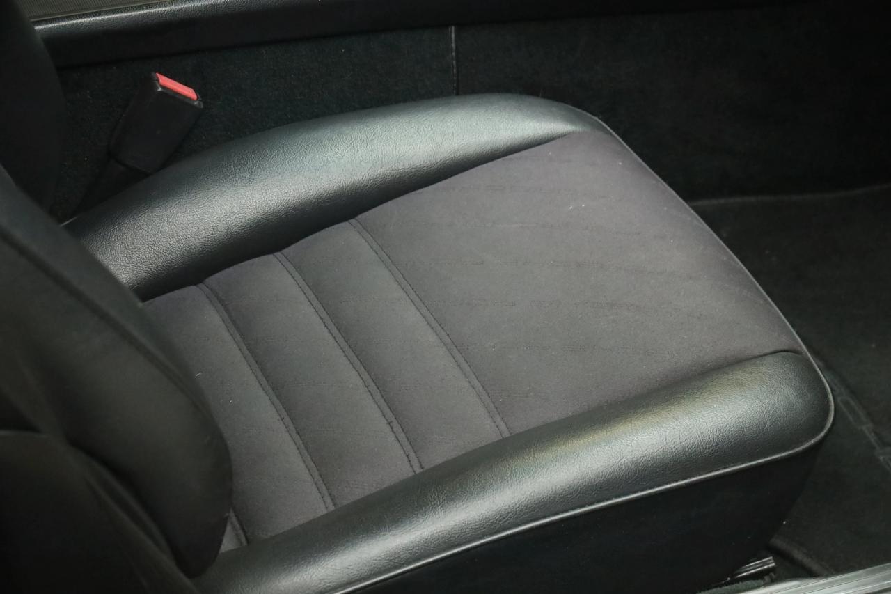 1986 Porsche 944 2.5 Coup&eacute; &ldquo;Alpinwei&szlig;&rdquo;