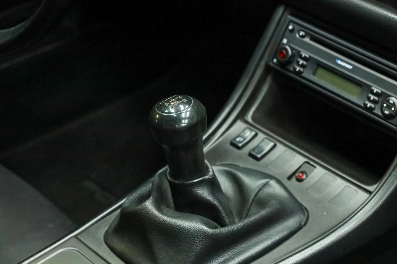 1986 Porsche 944 2.5 Coup&eacute; &ldquo;Alpinwei&szlig;&rdquo;