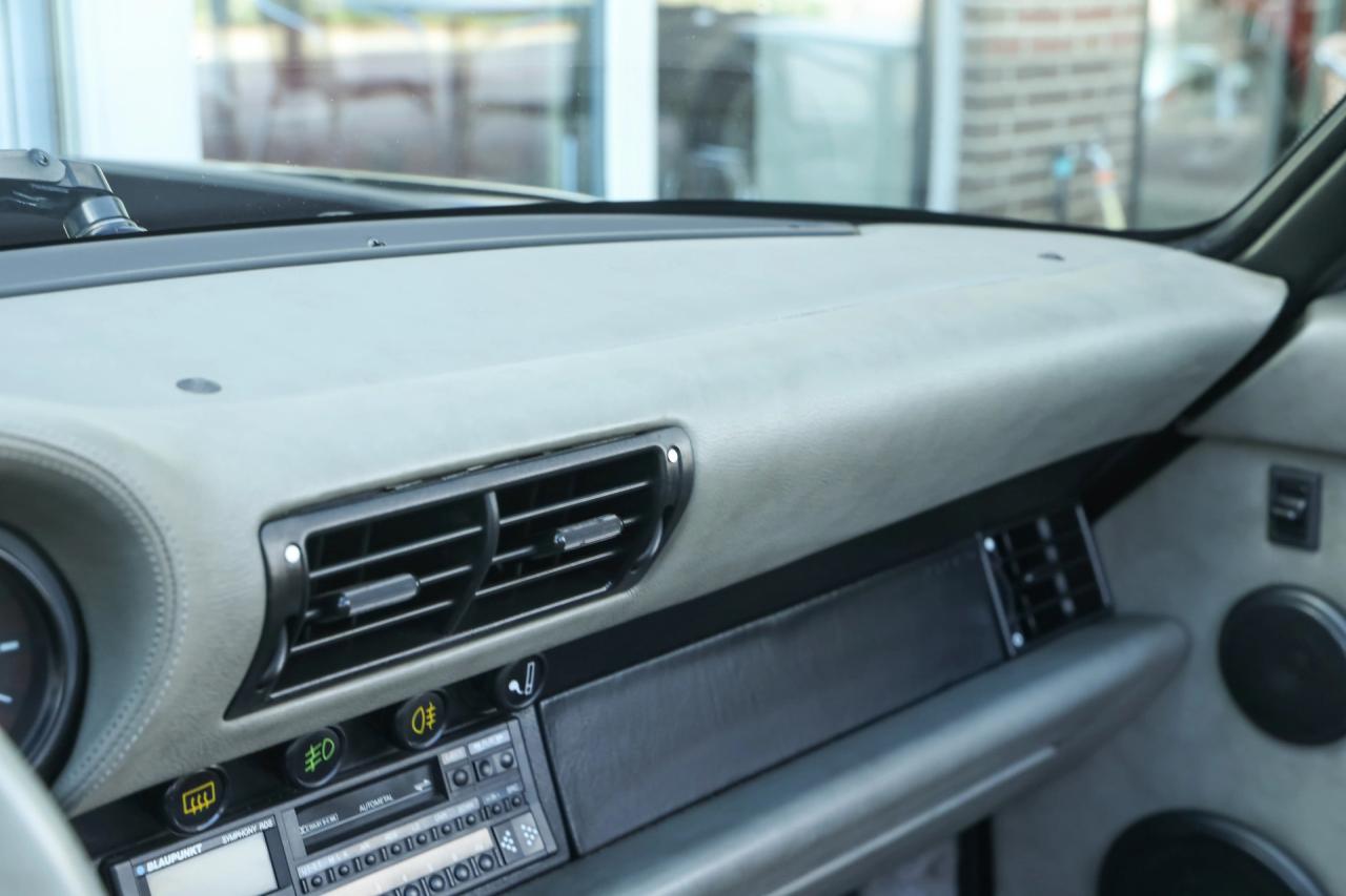 1992 Porsche 964 Carrera 4 Cabriolet &ldquo;Unique Carraragrau full leather&rdquo;