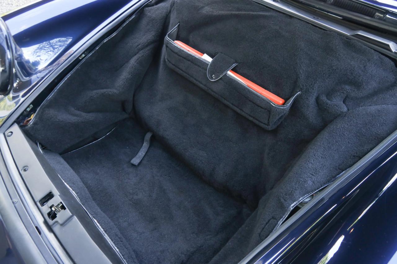 1992 Porsche 964 Carrera 4 Cabriolet &ldquo;Unique Carraragrau full leather&rdquo;