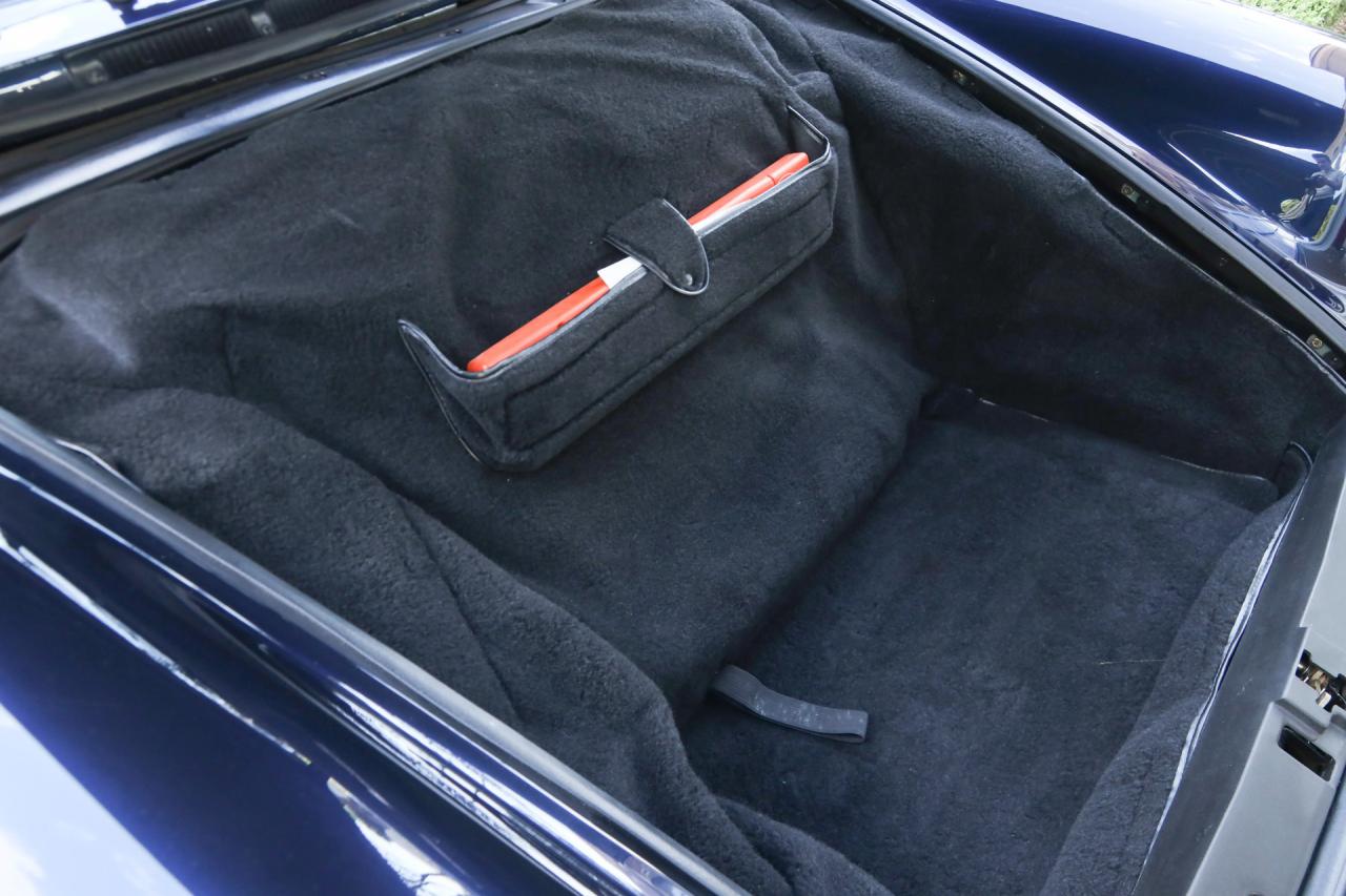 1992 Porsche 964 Carrera 4 Cabriolet &ldquo;Unique Carraragrau full leather&rdquo;