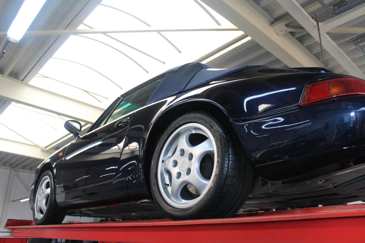 1992 Porsche 964 Carrera 4 Cabriolet &ldquo;Unique Carraragrau full leather&rdquo;