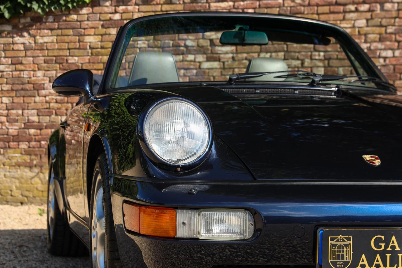 1992 Porsche 964 Carrera 4 Cabriolet &ldquo;Unique Carraragrau full leather&rdquo;