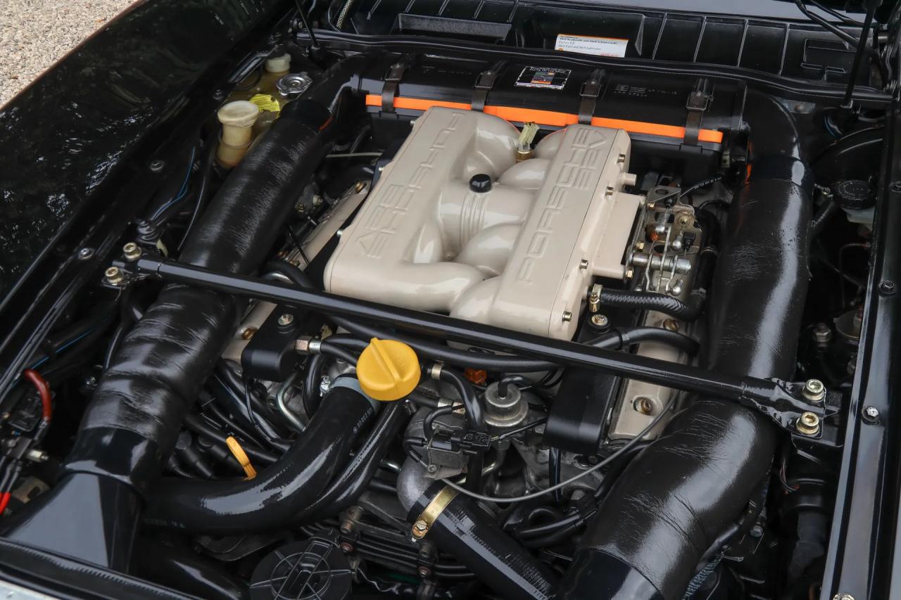 1994 Porsche 928 GTS &ldquo;Black over black&rdquo;