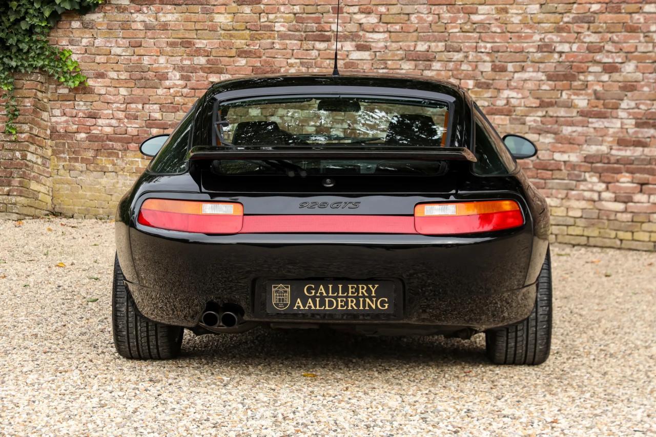1994 Porsche 928 GTS &ldquo;Black over black&rdquo;