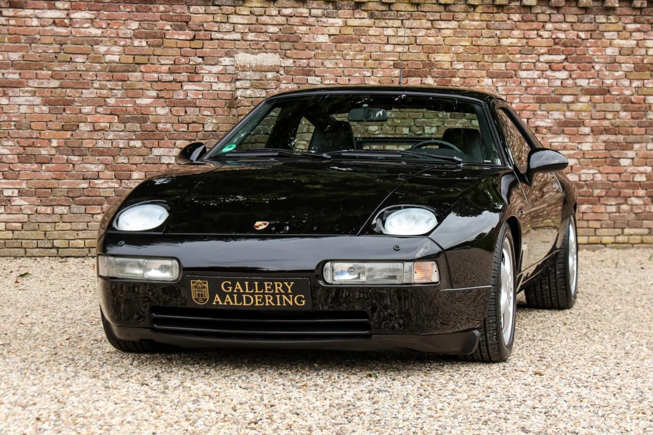 1994 Porsche 928 GTS &ldquo;Black over black&rdquo;