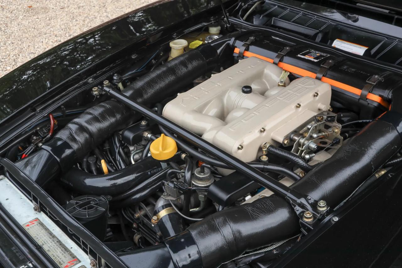1994 Porsche 928 GTS &ldquo;Black over black&rdquo;