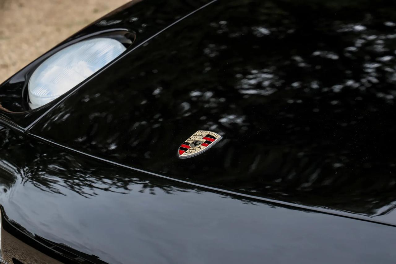 1994 Porsche 928 GTS &ldquo;Black over black&rdquo;