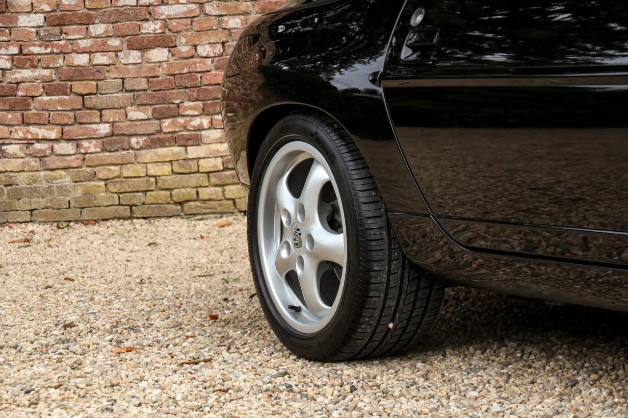 1994 Porsche 928 GTS &ldquo;Black over black&rdquo;