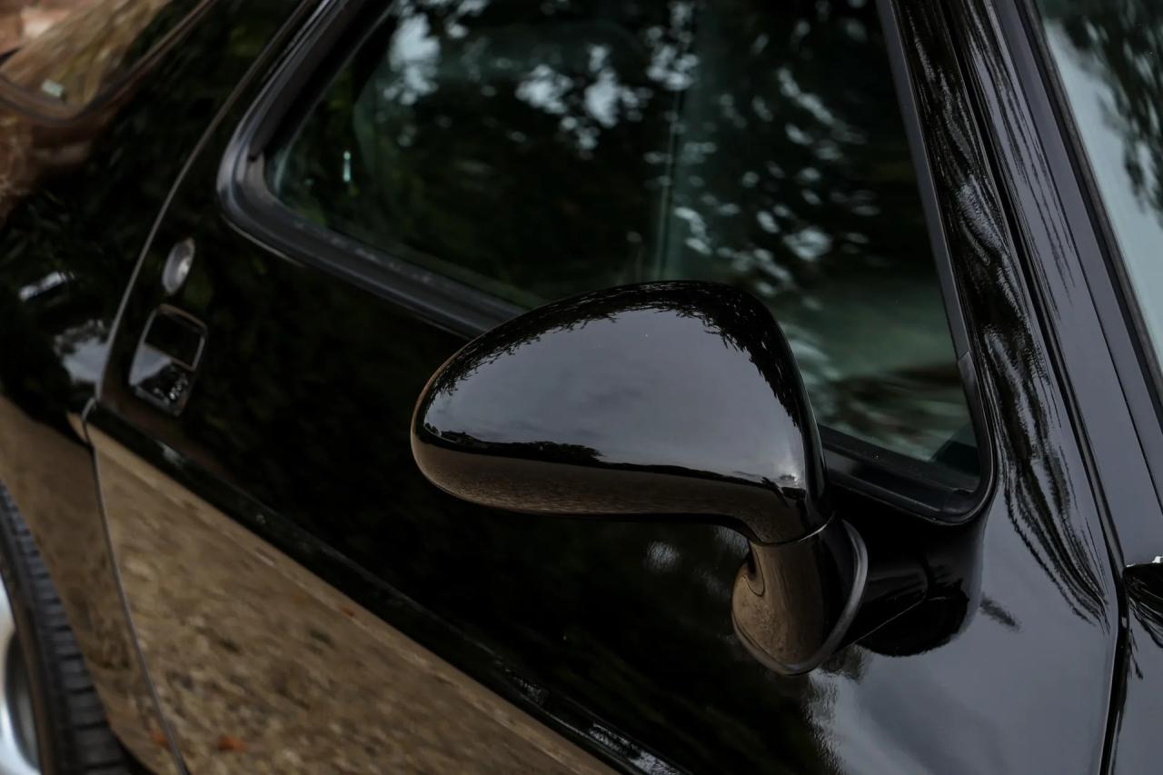 1994 Porsche 928 GTS &ldquo;Black over black&rdquo;