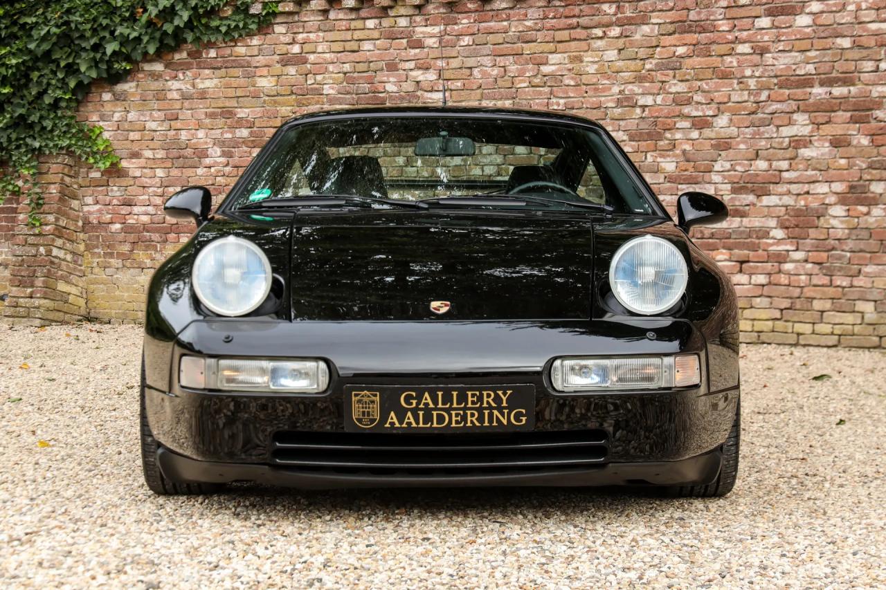 1994 Porsche 928 GTS &ldquo;Black over black&rdquo;