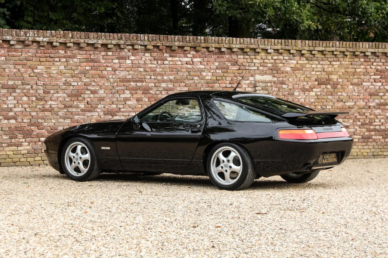 1994 Porsche 928 GTS &ldquo;Black over black&rdquo;
